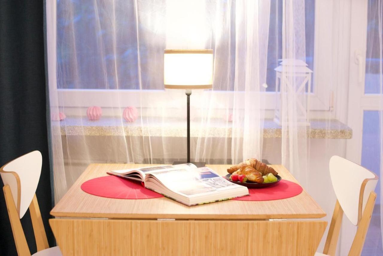 P&O Serviced Apartments Kinowa Warszawa Eksteriør billede